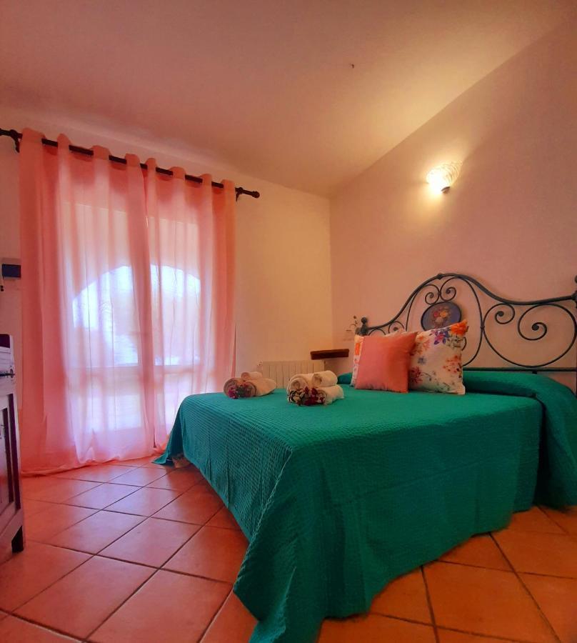 Villatramontistella Suite กาโปลิเวรี ภายนอก รูปภาพ