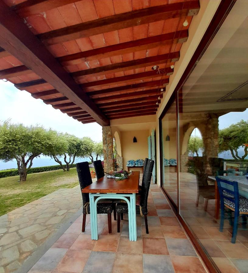 Villatramontistella Suite กาโปลิเวรี ภายนอก รูปภาพ